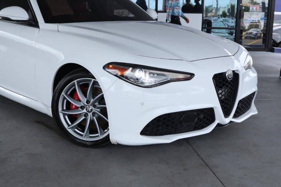 alfa romeo giulia 2022 ZARFAMAN9N7655660 image alfa romeo giulia 2022 ZARFAMAN9N7655660 image